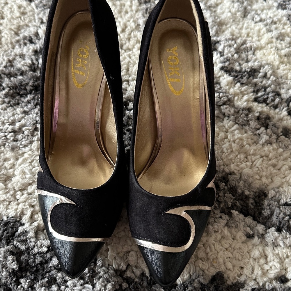 Yoki high heels